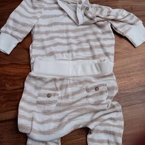 6/9 month outfit